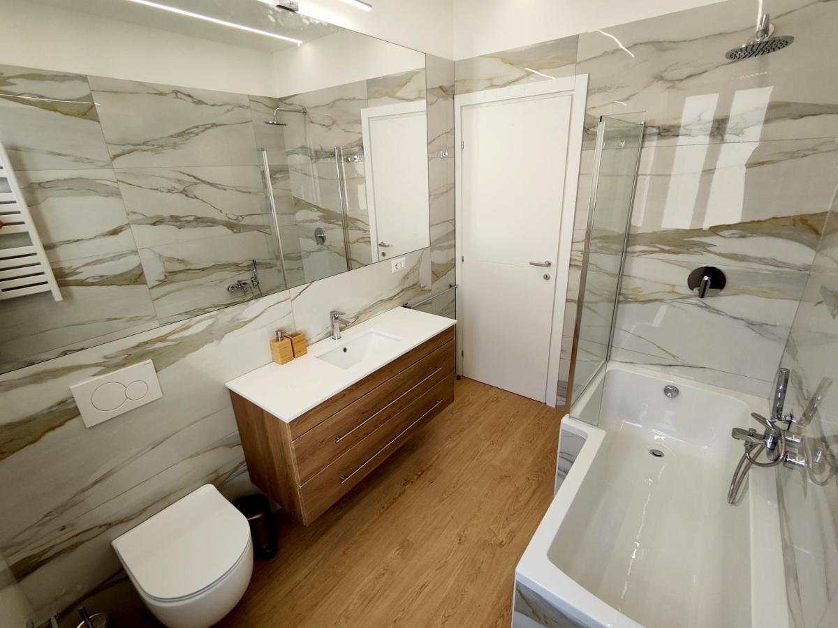Attico Vespucci Luxury Penthouse Apartment Olbia Exterior photo